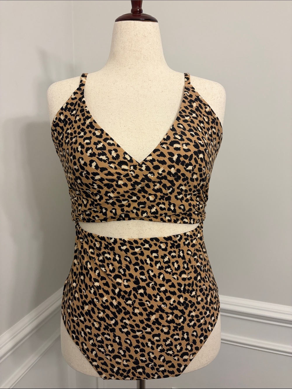 Aerie leopard print one-piece swimsuit | size XL